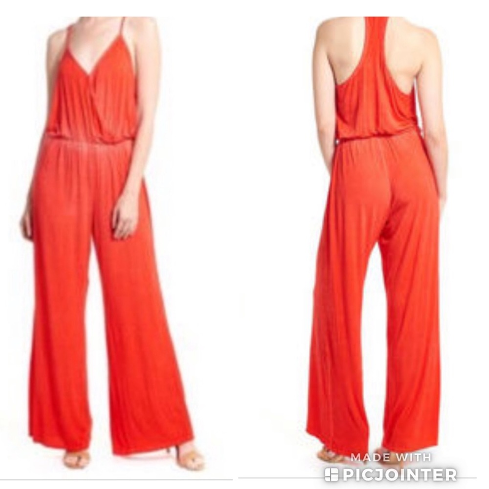 Thieves Like Us, Jumpsuit